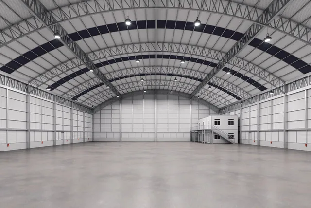 Interior del almacén de Comercial Naval Canaria en El Sebadal